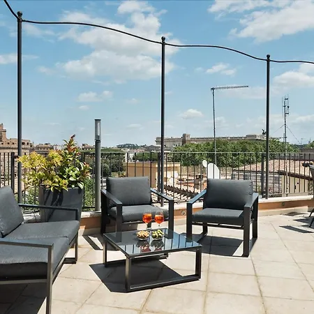 Idyllia - Penthouse In Navona Area Appartement